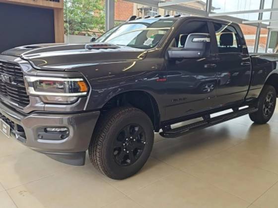 RAM 3500 6.7 I6 TURBO DIESEL LARAMIE NIGHT EDITION CD 4X4  AUTOMÁTICO